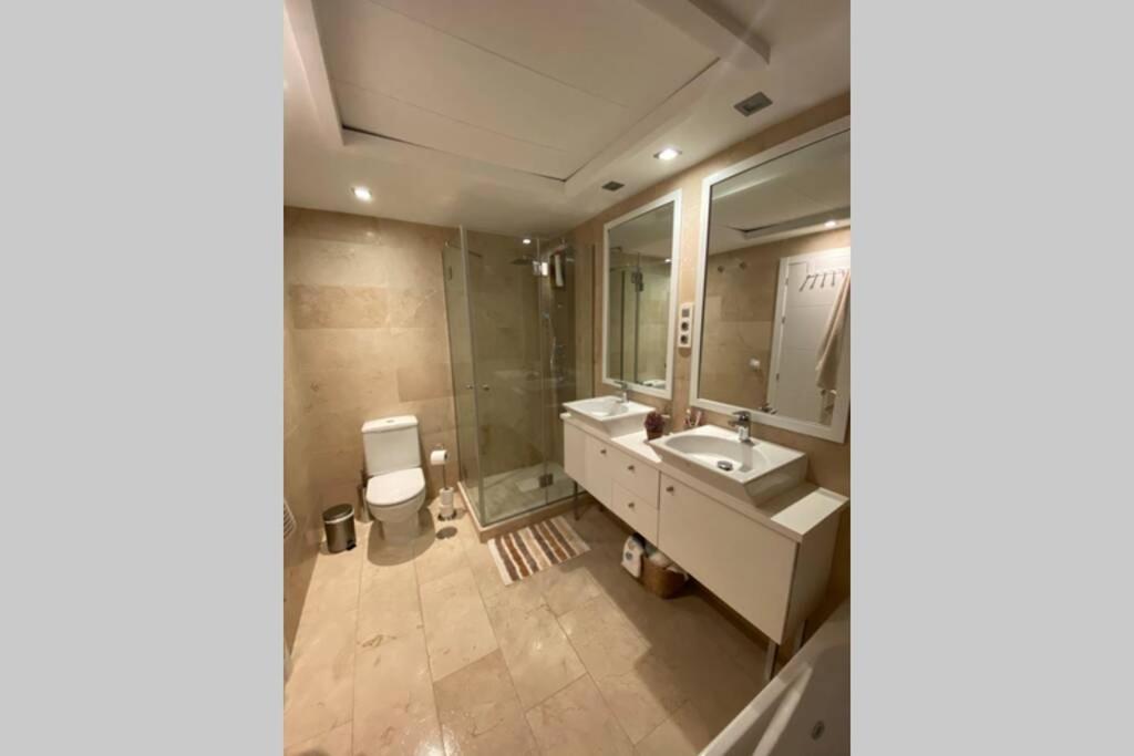 Casares Del Mar Luxury Apartment มาลากา ภายนอก รูปภาพ