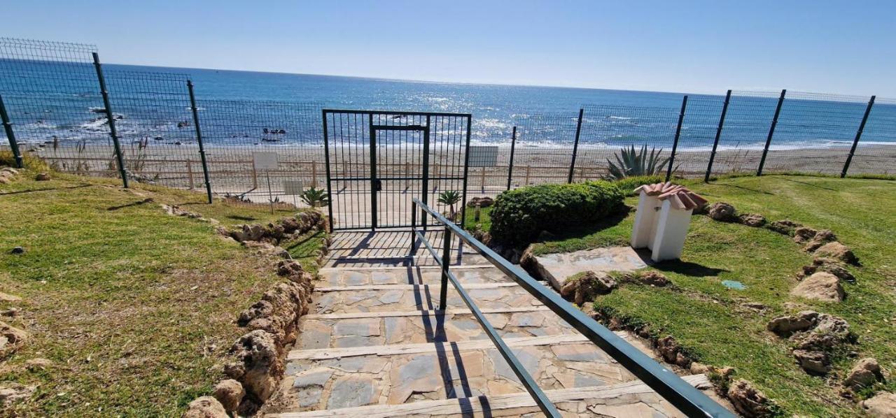 Casares Del Mar Luxury Apartment มาลากา ภายนอก รูปภาพ