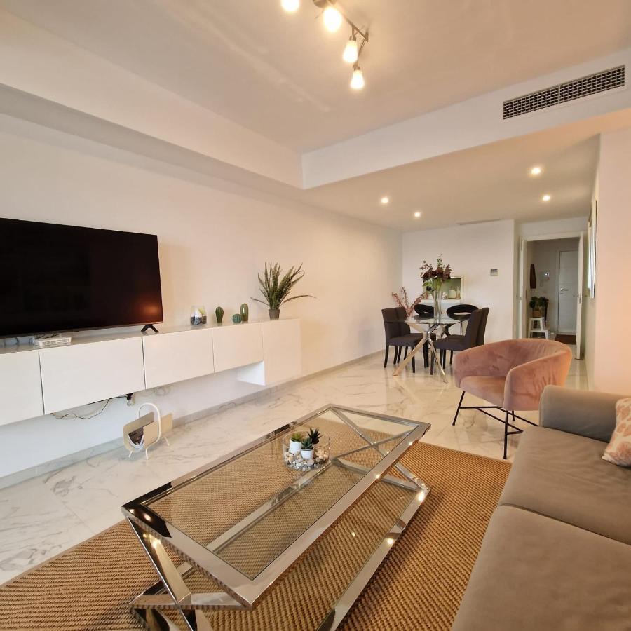 Casares Del Mar Luxury Apartment มาลากา ภายนอก รูปภาพ